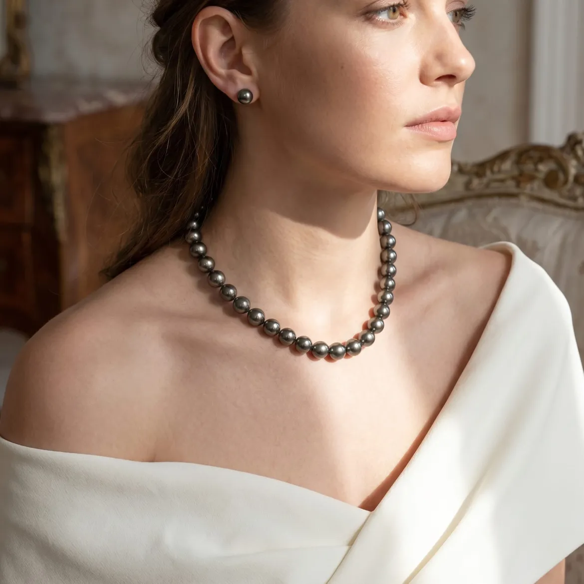 Black Tahitian True Round Pearl Necklace, 10.0-12.0mm - AAAA Quality