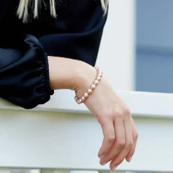 9.5-10.5mm Peach Freshwater Pearl Bracelet - AAAA Quality