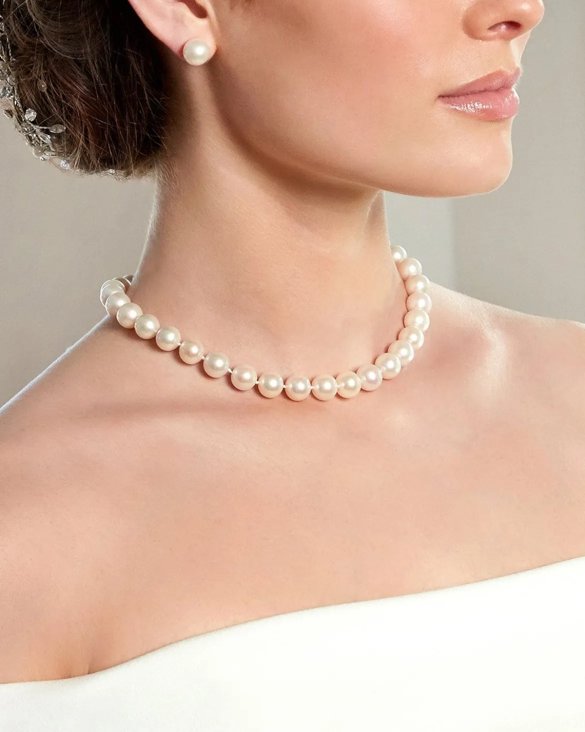 9.5-10.5mm White Freshwater Pearl Necklace- AAAA Quality