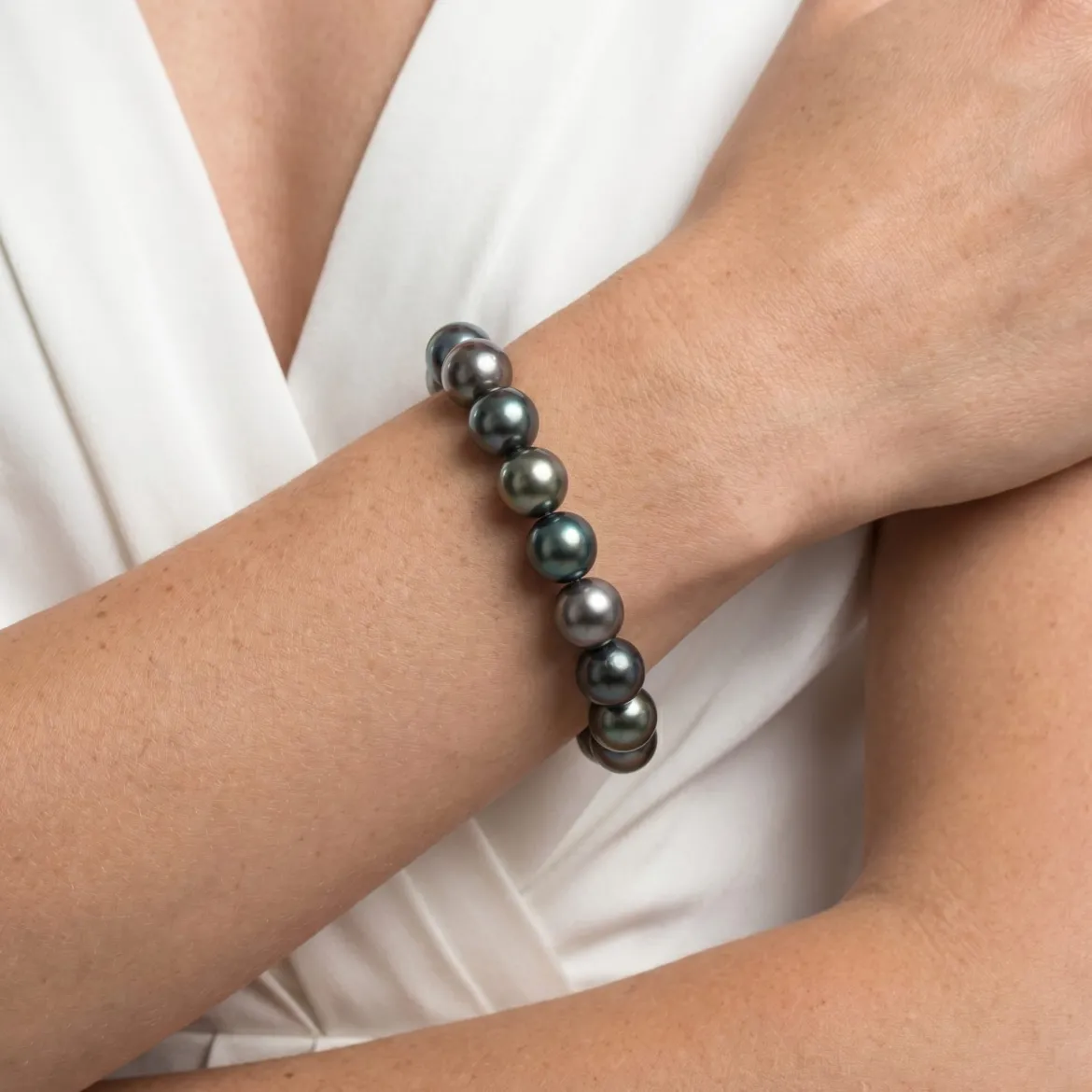 Multi-Color Tahitian Pearl Bracelet, 9.0-10.0mm - AAAA Quality