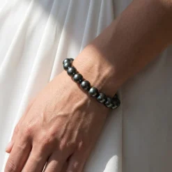 Tahitian True Round Pearl Bracelet, 10.0-11.0mm - AAA Quality