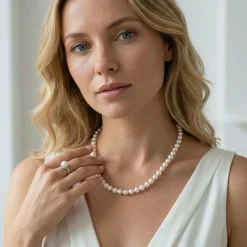 White Japanese Akoya Pearl Necklace, 5.5-6.0mm - AAA Quality