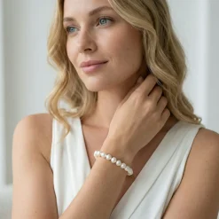 White Japanese Akoya Pearl Bracelet, 8.0-8.5mm