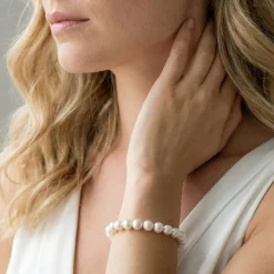 White Japanese Hanadama Akoya Pearl Bracelet, 9.0-9.5mm